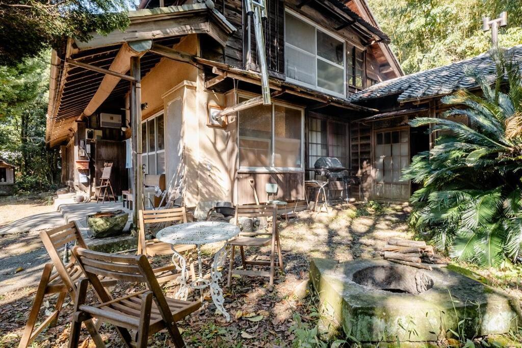 ゲストハウス+カフェわ　１日１組限定！ 築１００年の農家の古民家で宿泊体験、薪でお風呂沸かせます。焚き火もできます。 Kannami ภายนอก รูปภาพ